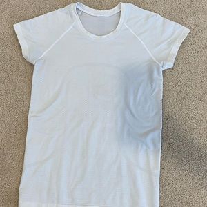 White lululemon swiftly!